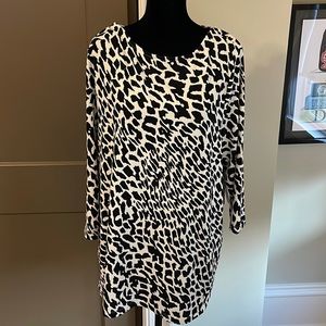 NWT Chico’s Animal Print Tunic Top - XL